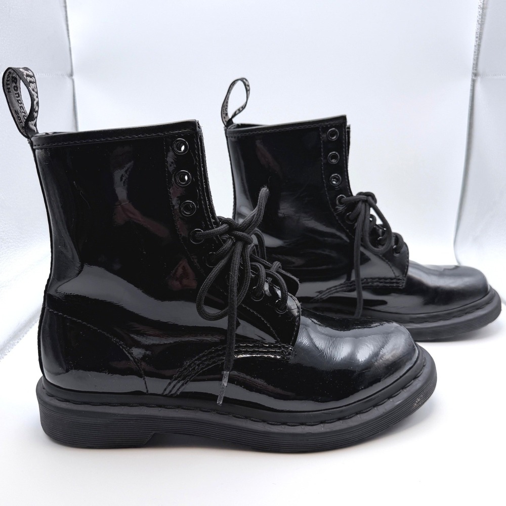 Dr Martens 1460 Black Patent Leather Combat Boots Womens 8 Lace Up AirWair